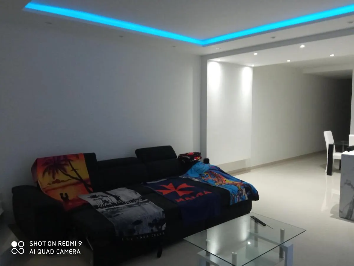 Private Modern Maisonette At Birguma Apartment Naxxar