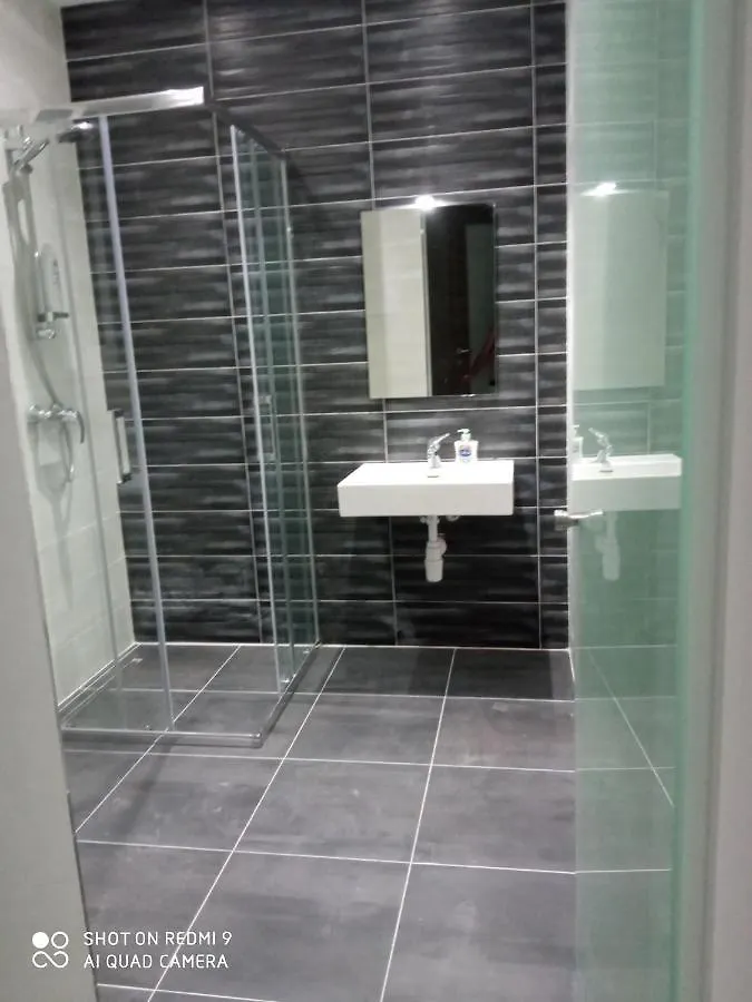 Private Modern Maisonette At Birguma Apartment Naxxar
