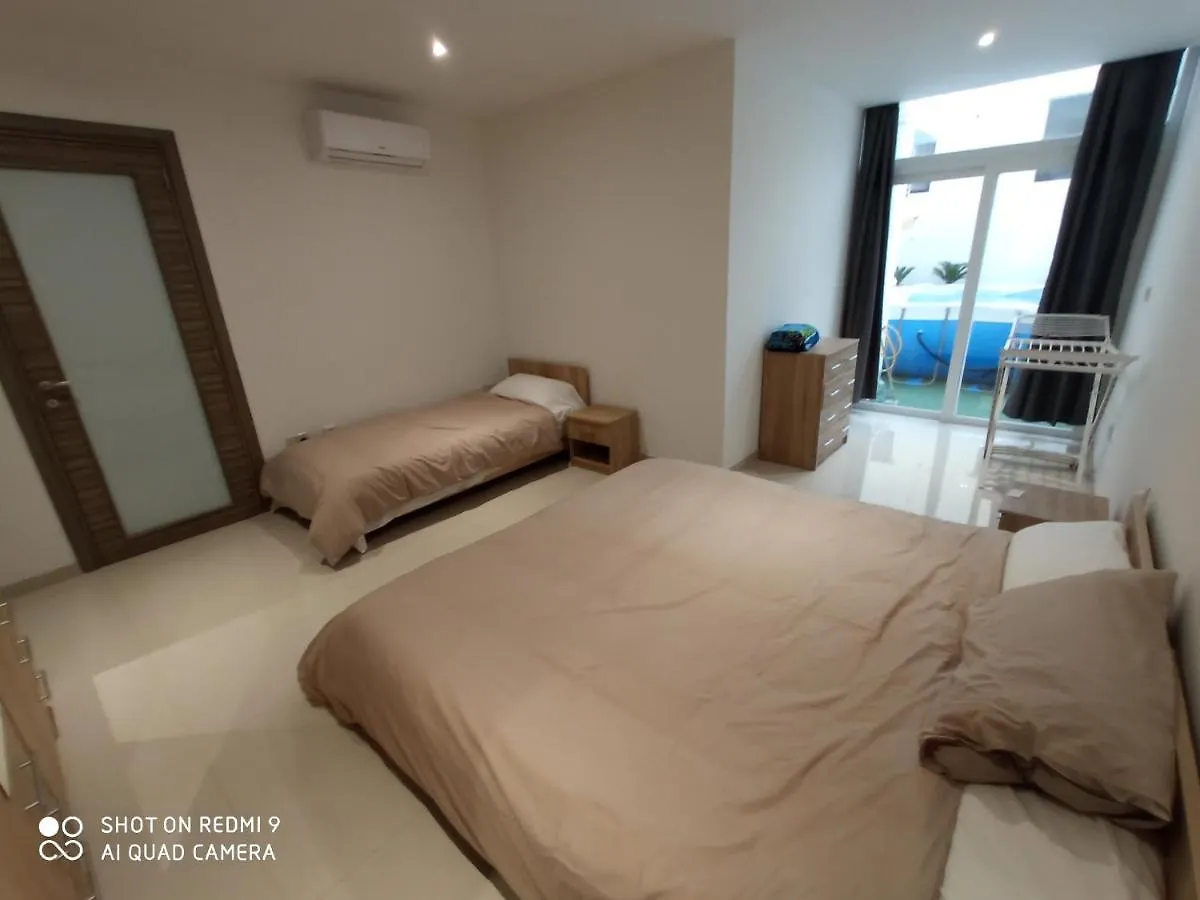 Private Modern Maisonette At Birguma Apartment Naxxar